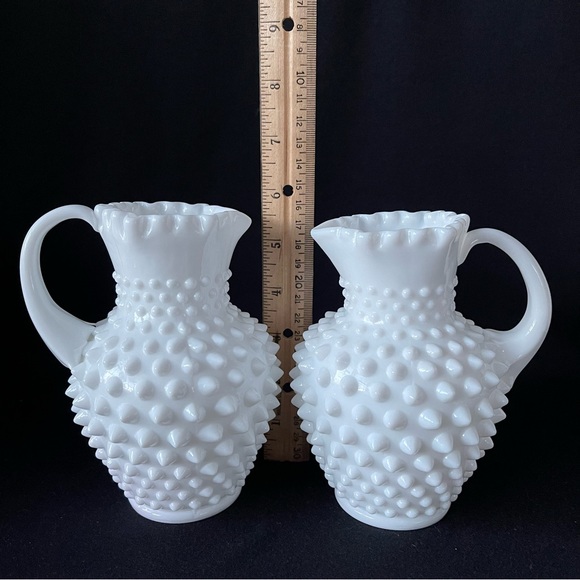 Set of 2 - Syrup Pitchers - Fenton Hobnail Milk Glass - Vintage - Picture 4 of 11